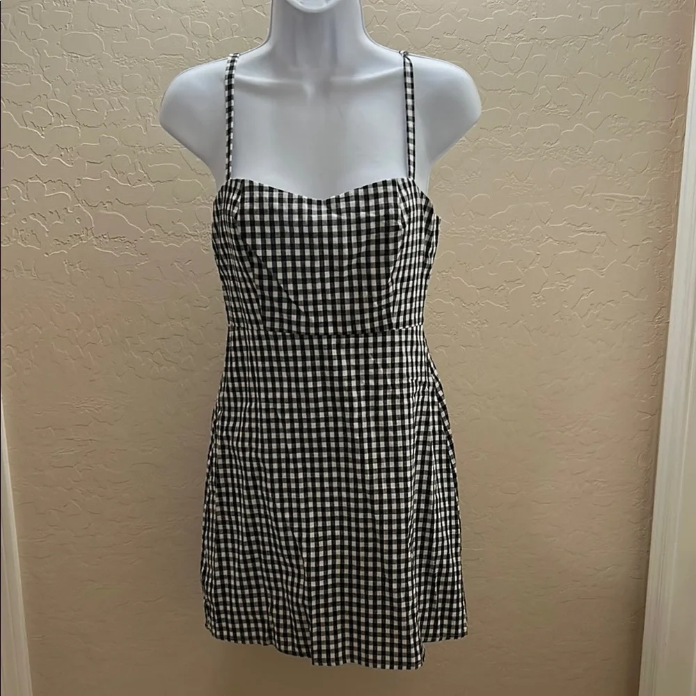 Black and White Mini Dress - Picture 1 of 3